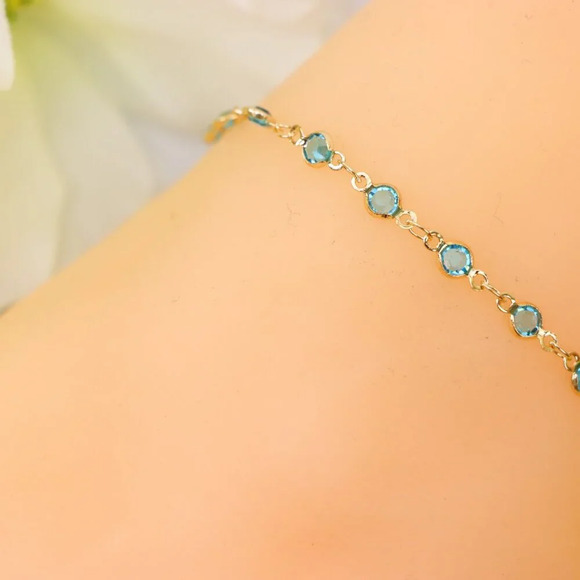Minimalist Anklet, Sleek & Modern Design, Women’s Fashion, YC110487-A - Picture 4 of 10